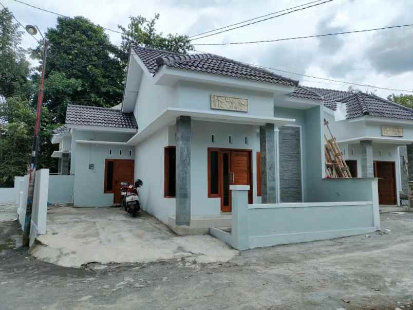 rumah murah siap huni di seyegan sleman