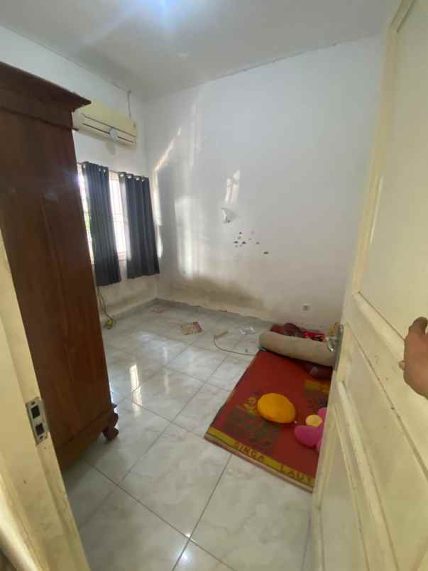 rumah nyaman disewakan siap huni lokasi strategis