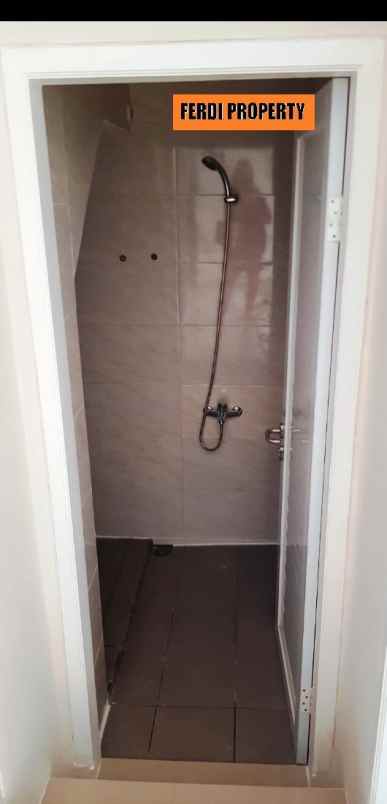 rumah perumahan kota wisata cibubur