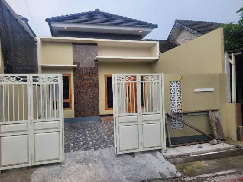 rumah pondok manggala wiyung strategis listrik 1300w