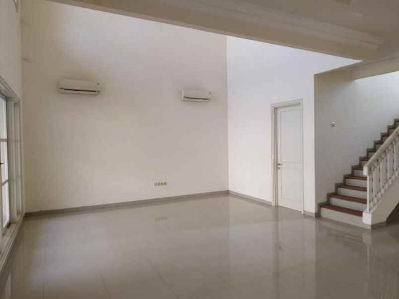 rumah puri galaxy strategis favorite minimalis