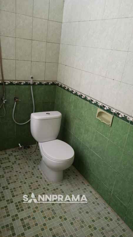 rumah rangkapan jaya