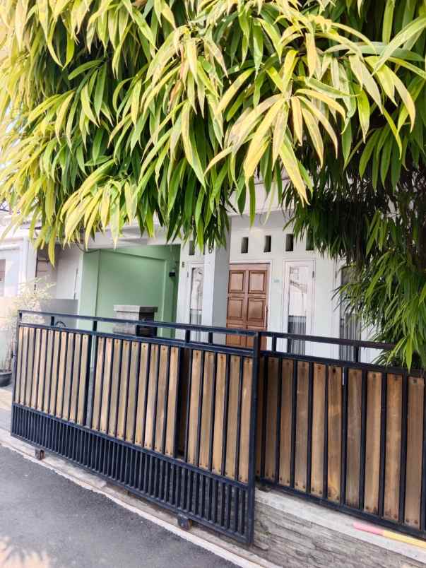 rumah rawamangun tenang nyaman aman dan bebas banjir