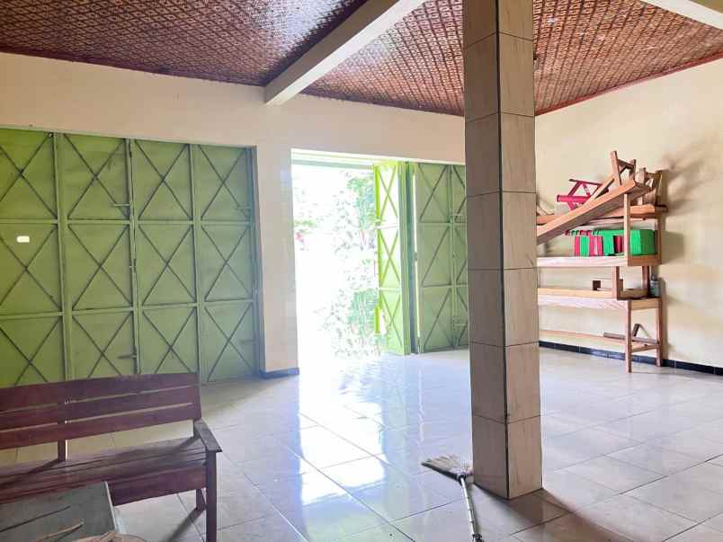 rumah ruko 400m strategis tepi jl karangpandan