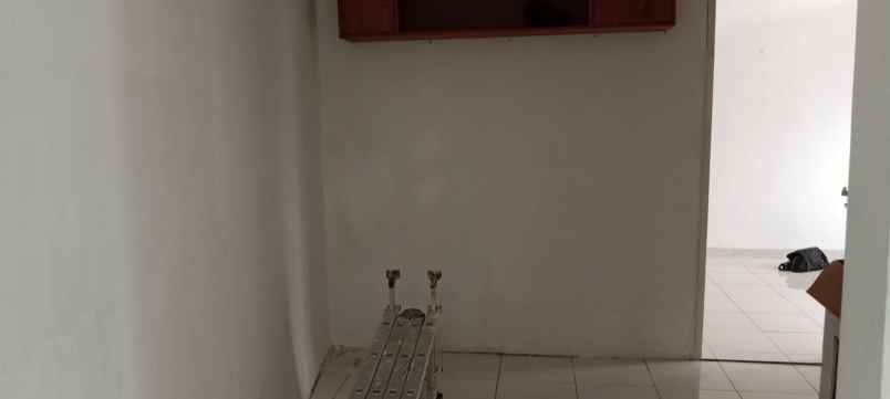 rumah sariwangi ling aman dan nyaman lok strategis shm