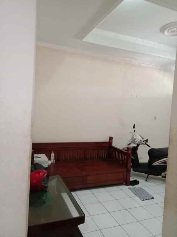 rumah second dalam perunahan di bojongsari