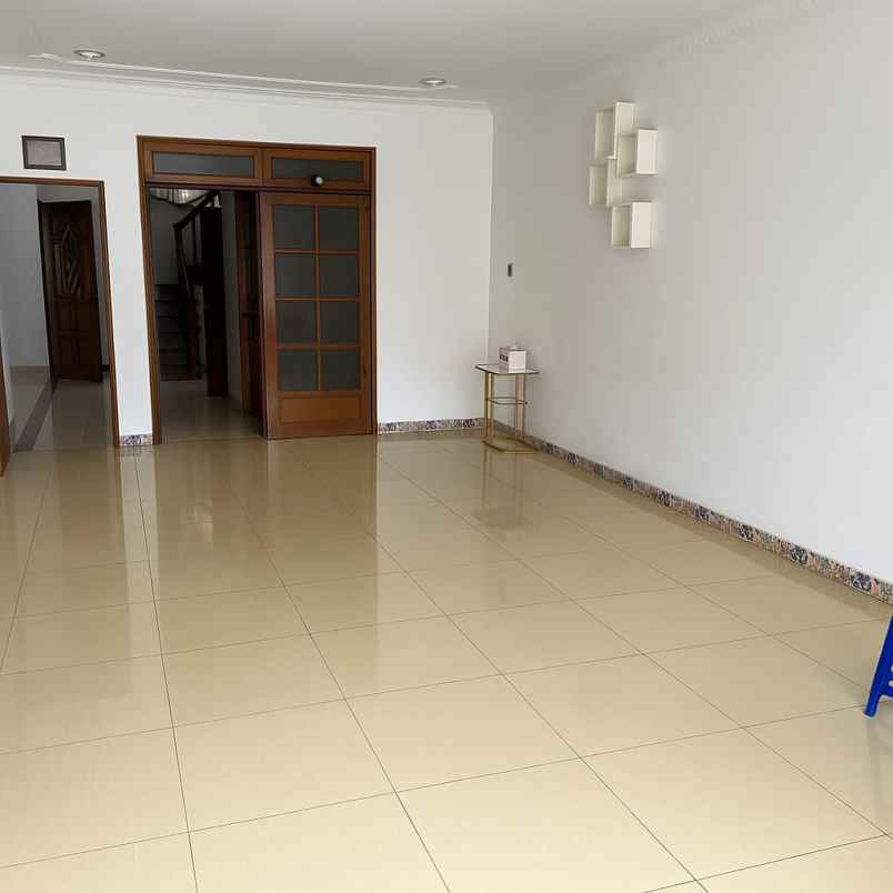 rumah second di larangan ciledug dekat joglo jakbar