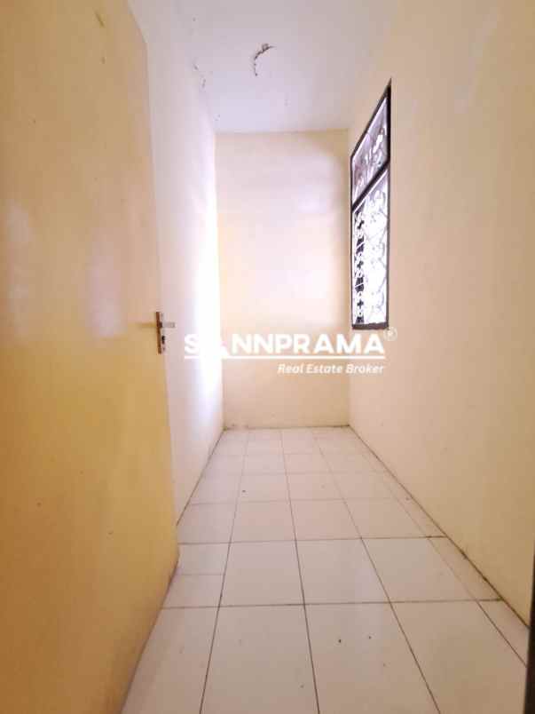 rumah second murah siap huni tanah luas dibeji depok