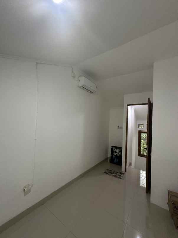 rumah siap huni bonus furnished di pamulang tangsel