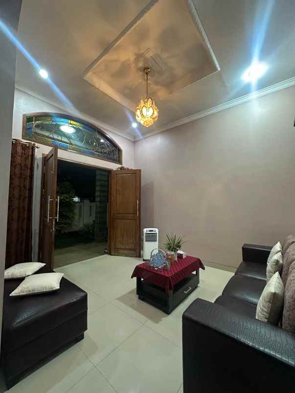 rumah siap huni nyaman dan sejuk di beji depok