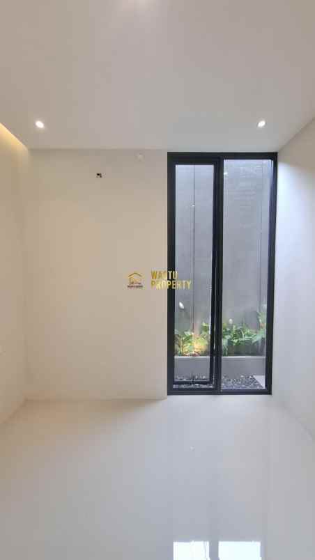 rumah siap huni open space timur jalan kaliurang km 14