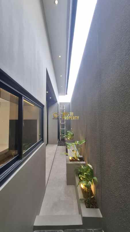 rumah siap huni open space timur jalan kaliurang km 14