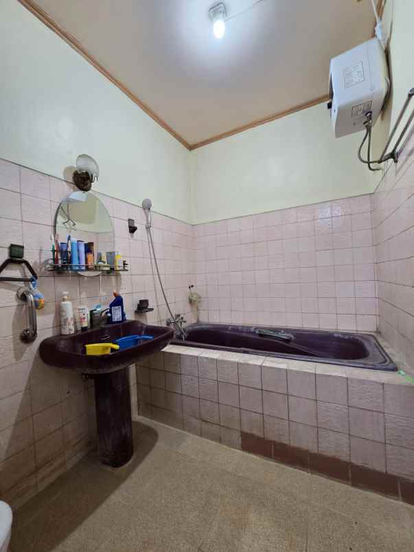 rumah strategis di utan kayu matraman jaktim