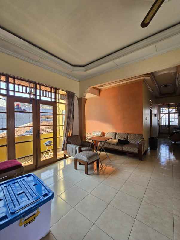 rumah strategis di utan kayu matraman jaktim