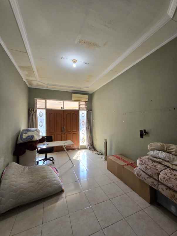 rumah strategis di utan kayu matraman jaktim