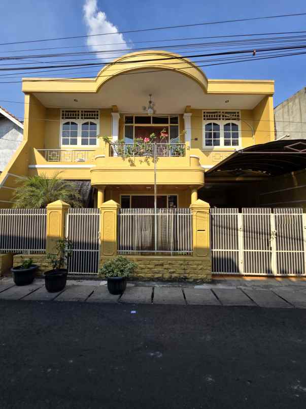 rumah strategis di utan kayu matraman jaktim