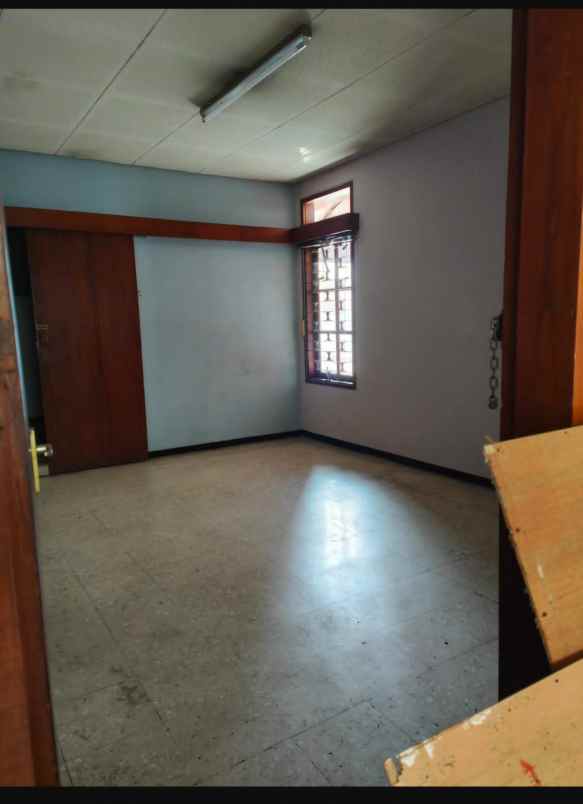 rumah tempo dulu di sayap riau bandung