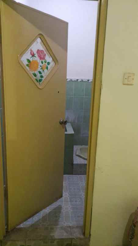 rumah waru sidoarjo lebar 7 hanya 1m an saja