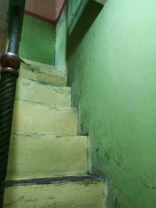 rumqh second 1 5 lantai di tanqh baru depok