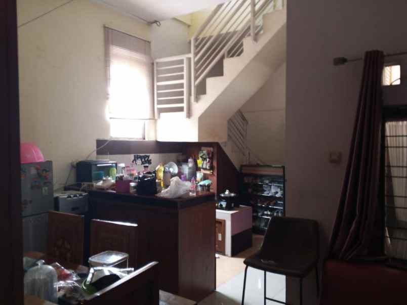 runah cikadut dekat arcamanik bandung