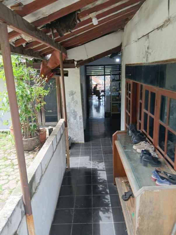 runah lama siap huni dijln kartini pancoran mas depok