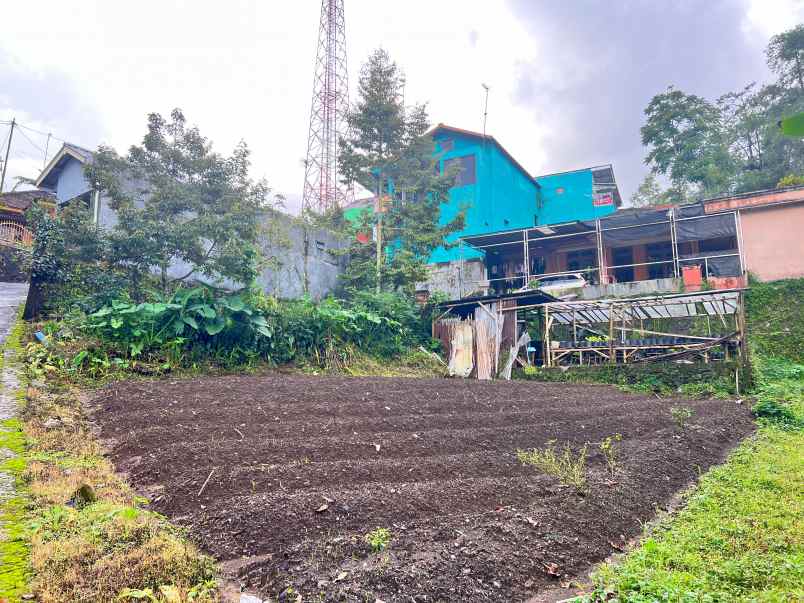 tanah 185m strategis bangun villa wisata tawangmangu