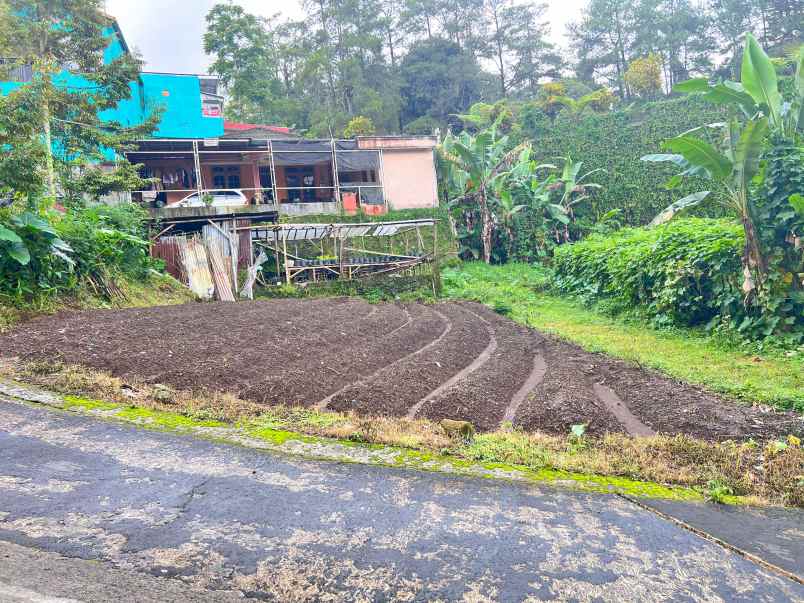 tanah 185m strategis bangun villa wisata tawangmangu