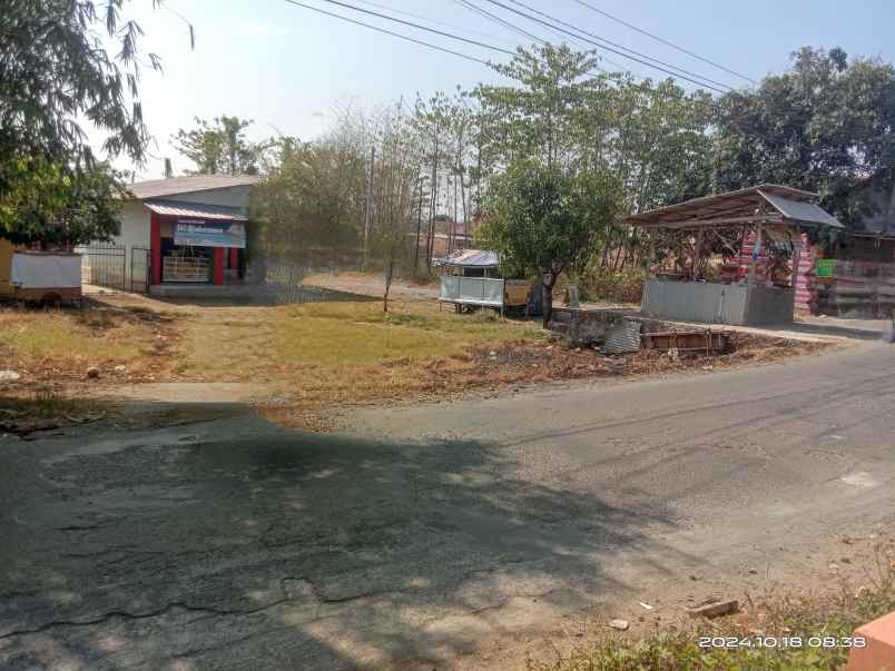 tanah rata dan padat strategis pinggir jln raya