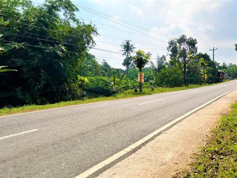 tanah tepi jl raya karanganyar