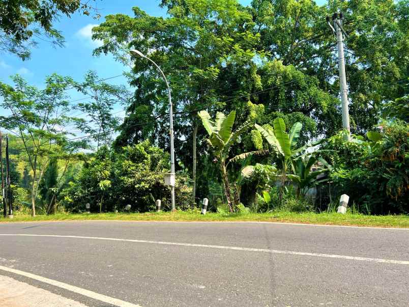 tanah tepi jl raya karanganyar