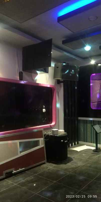 tempat usaha dijual lokasi strategis