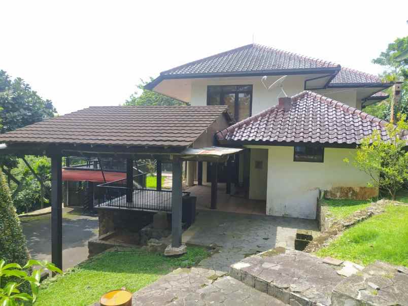 villa jl raya cipayung datar gn