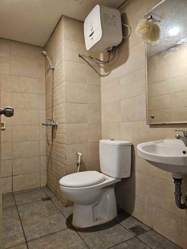 apartemen bess mansion frontage full furnished