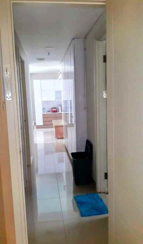 apartemen hook di rainbow springs condovillas