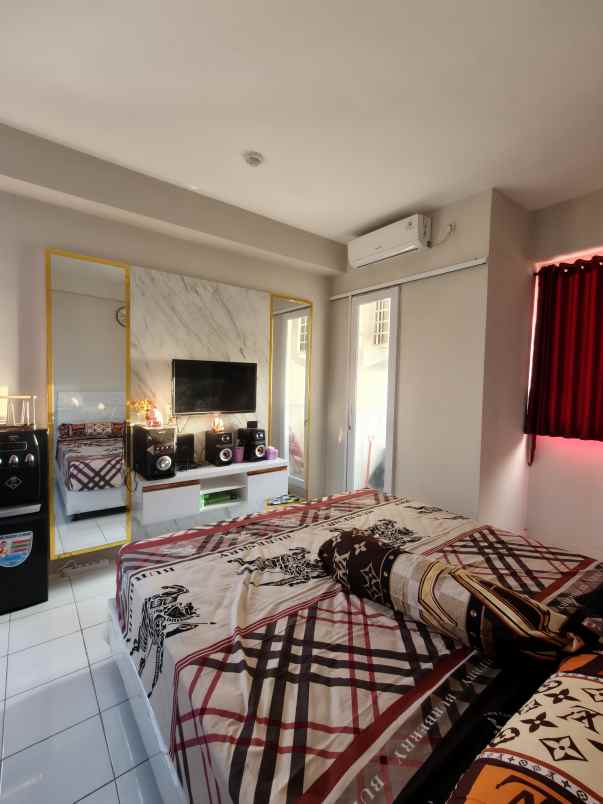 dijual apartemen grand kamala lagoon bekasi