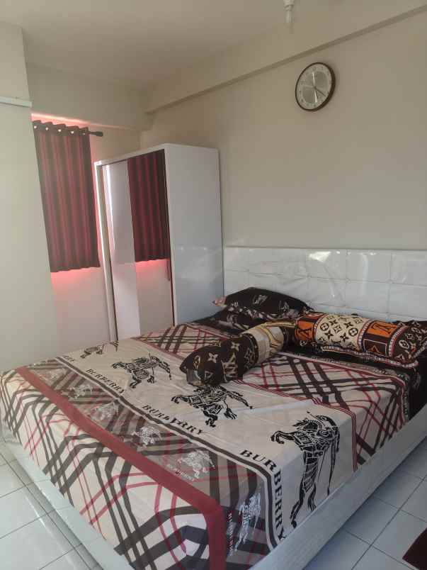 dijual apartemen grand kamala lagoon bekasi