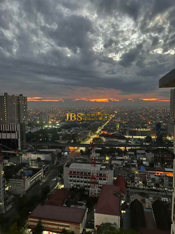 dijual apartemen the reiz condo