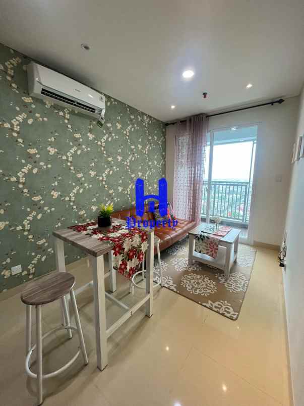 dijual cepat apartemen the reiz condo uk 50m2