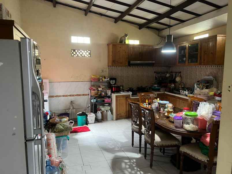 dijual cepat rumah luas area jl kh hasyim ashari
