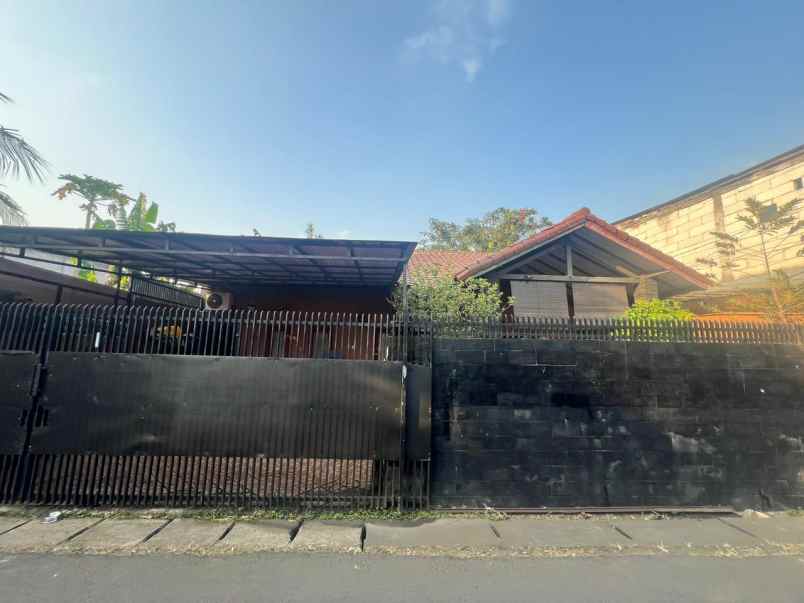 dijual cepat rumah luas area jl kh hasyim ashari