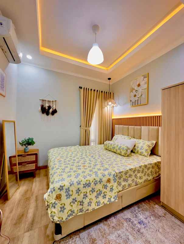 dijual di perumahan h city sawangan bojongsari depok