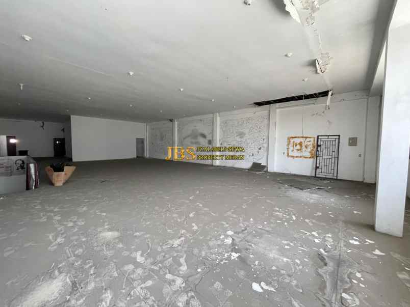 dijual disewakan gedung di jalan mh thamrin medan