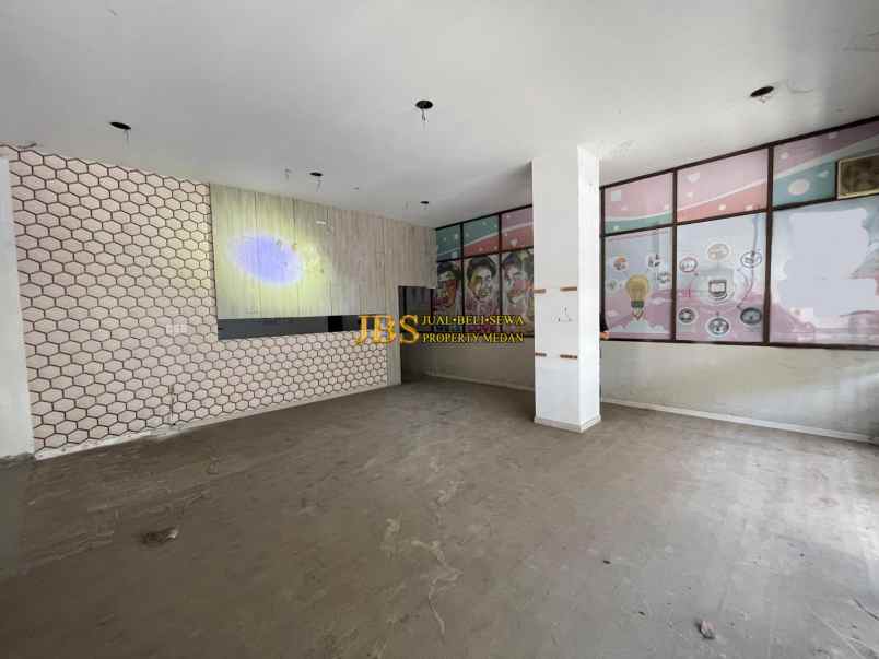 dijual disewakan gedung di jalan mh thamrin medan