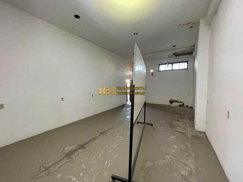 dijual disewakan gedung di jalan mh thamrin medan