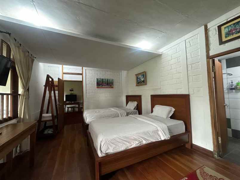 dijual hotel lembang