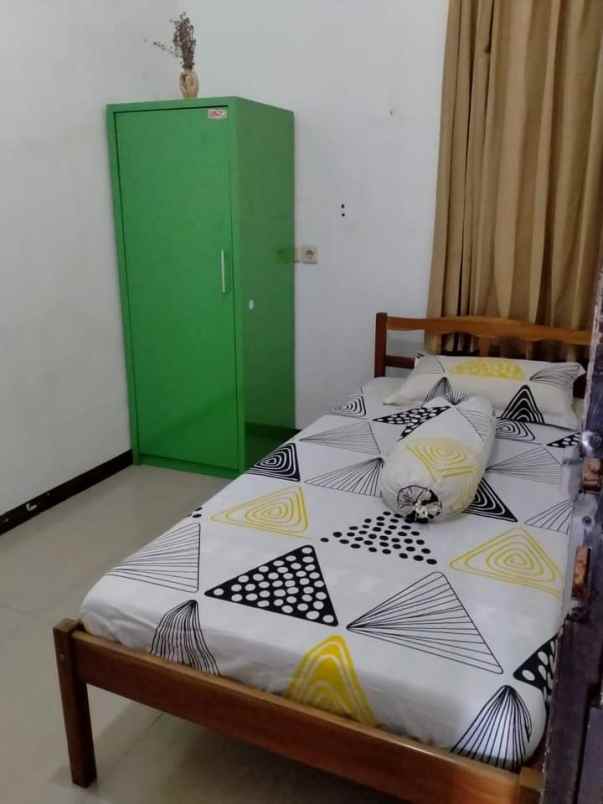 dijual kost bojong