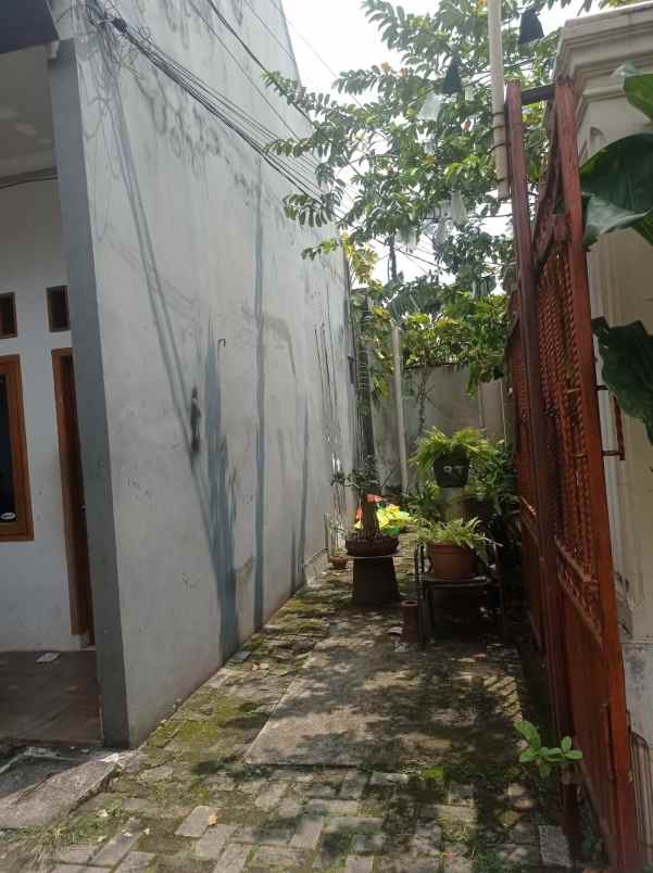 dijual kost cipadu jaya