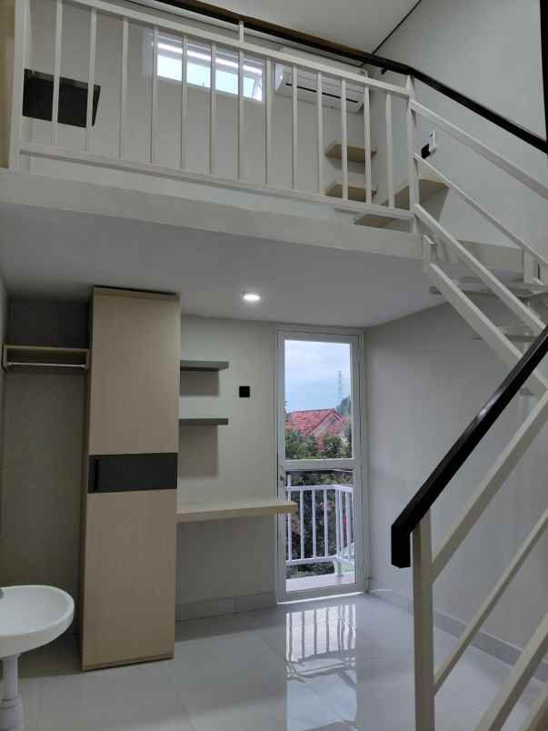 dijual kost eksklusif full furnished dekat kampus ugm
