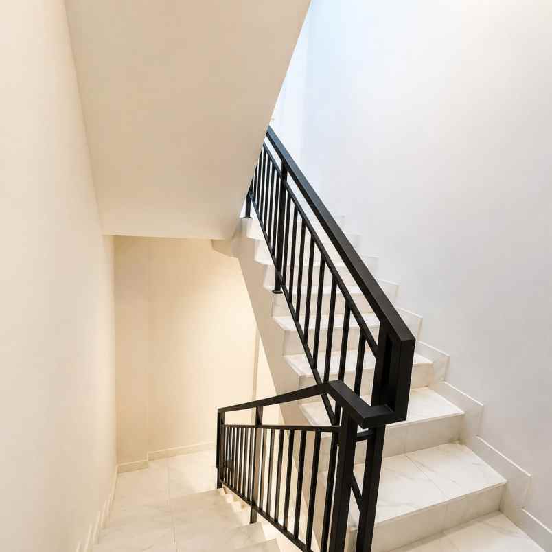 dijual kost jakarta barat
