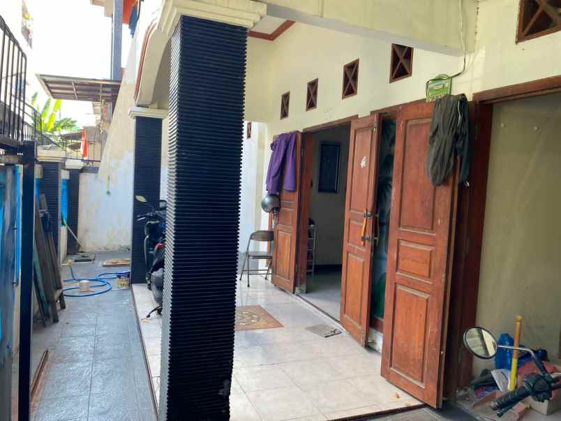 dijual kost jl mojo kec gubeng durabaya